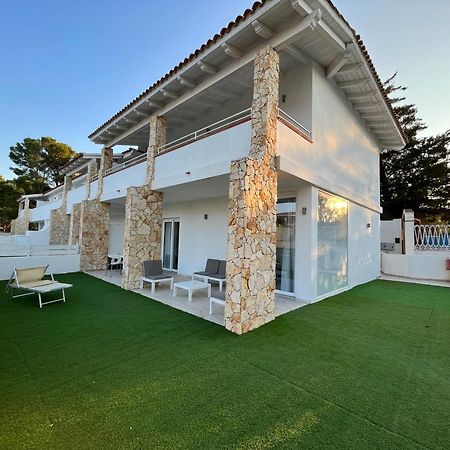 Case Vacanze "Bianco Mare" Порто Пино Екстериор снимка