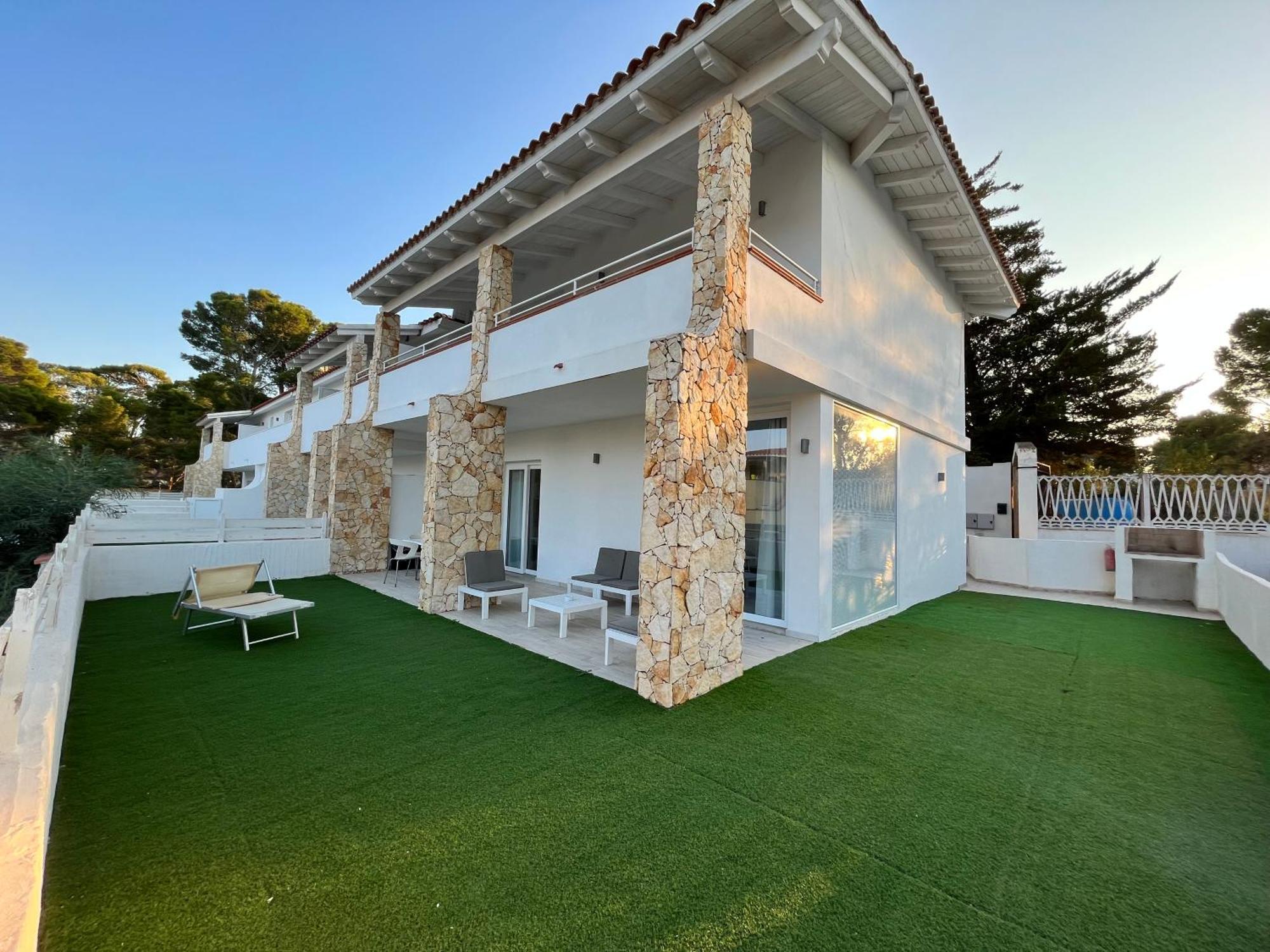 Case Vacanze "Bianco Mare" Порто Пино Екстериор снимка