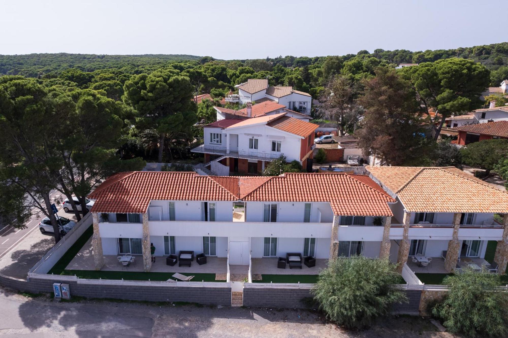 Case Vacanze "Bianco Mare" Порто Пино Екстериор снимка